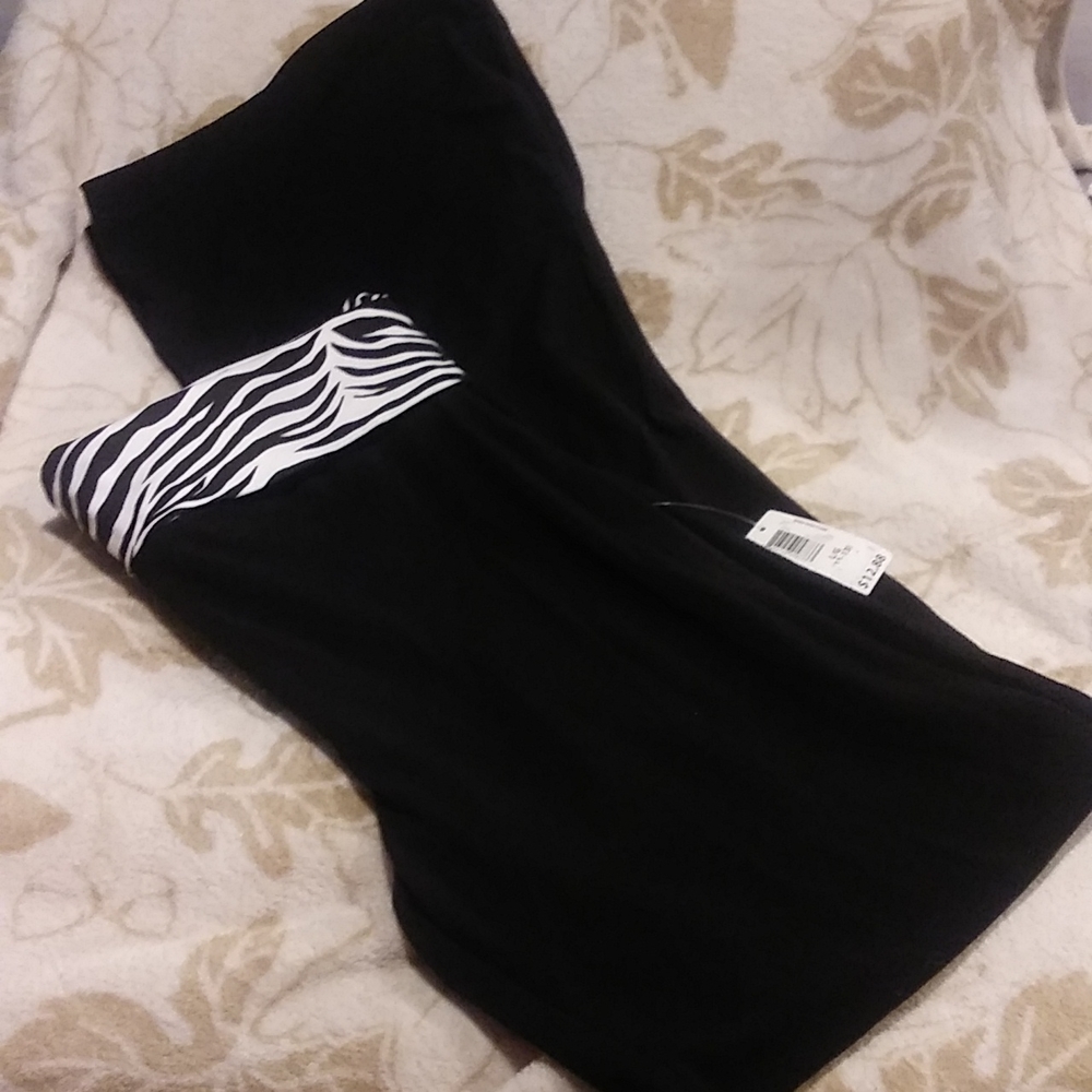 NWT No Boundaries Yoga Pants